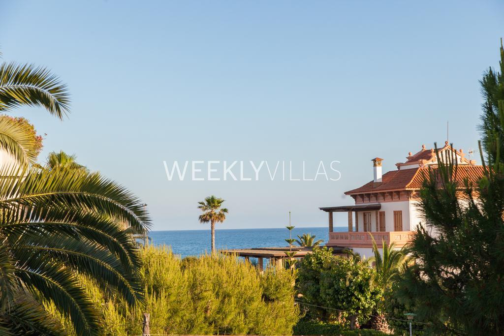 Villa Sitges Tupinetti Beach At 1 Min Walk Amaizing Garden And View Center Sitges 5 Minutes Walk 외부 사진